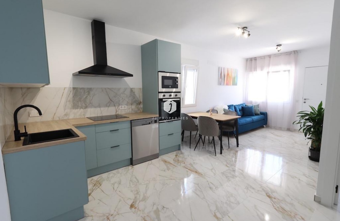 Tweedehands - Chalet -
Torrevieja - Costa Blanca