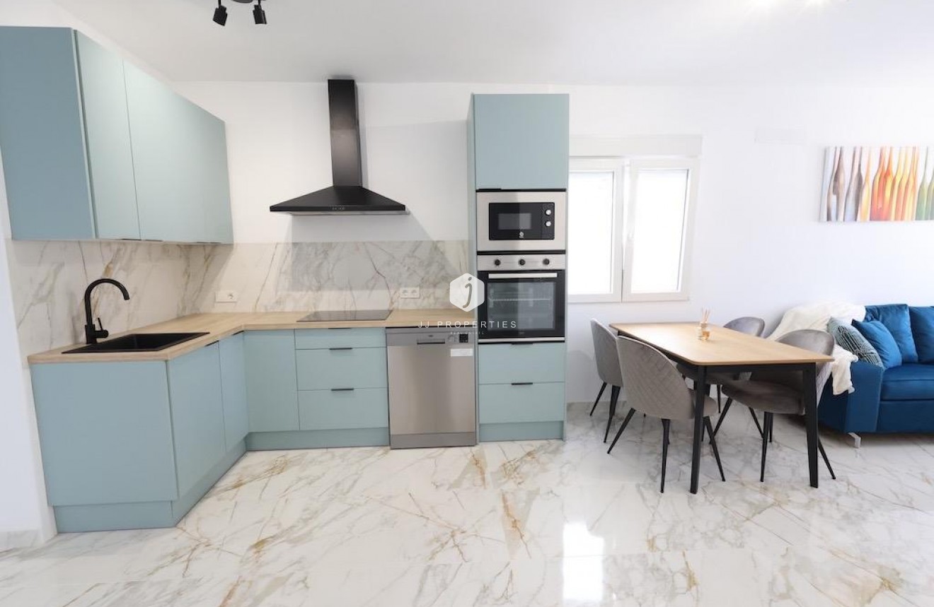 Tweedehands - Chalet -
Torrevieja - Costa Blanca