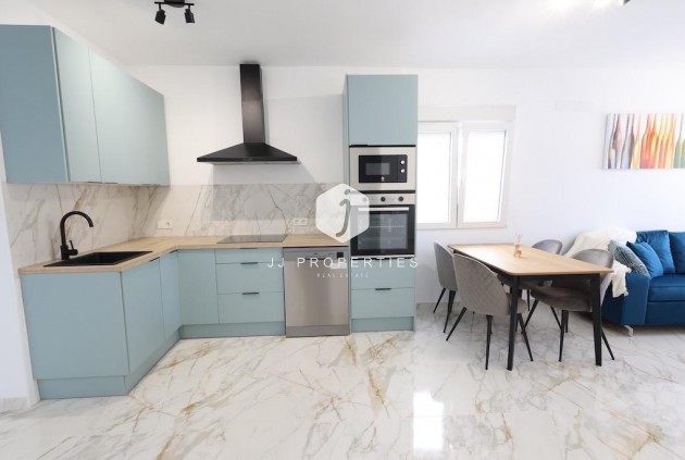 Tweedehands - Chalet -
Torrevieja - Costa Blanca