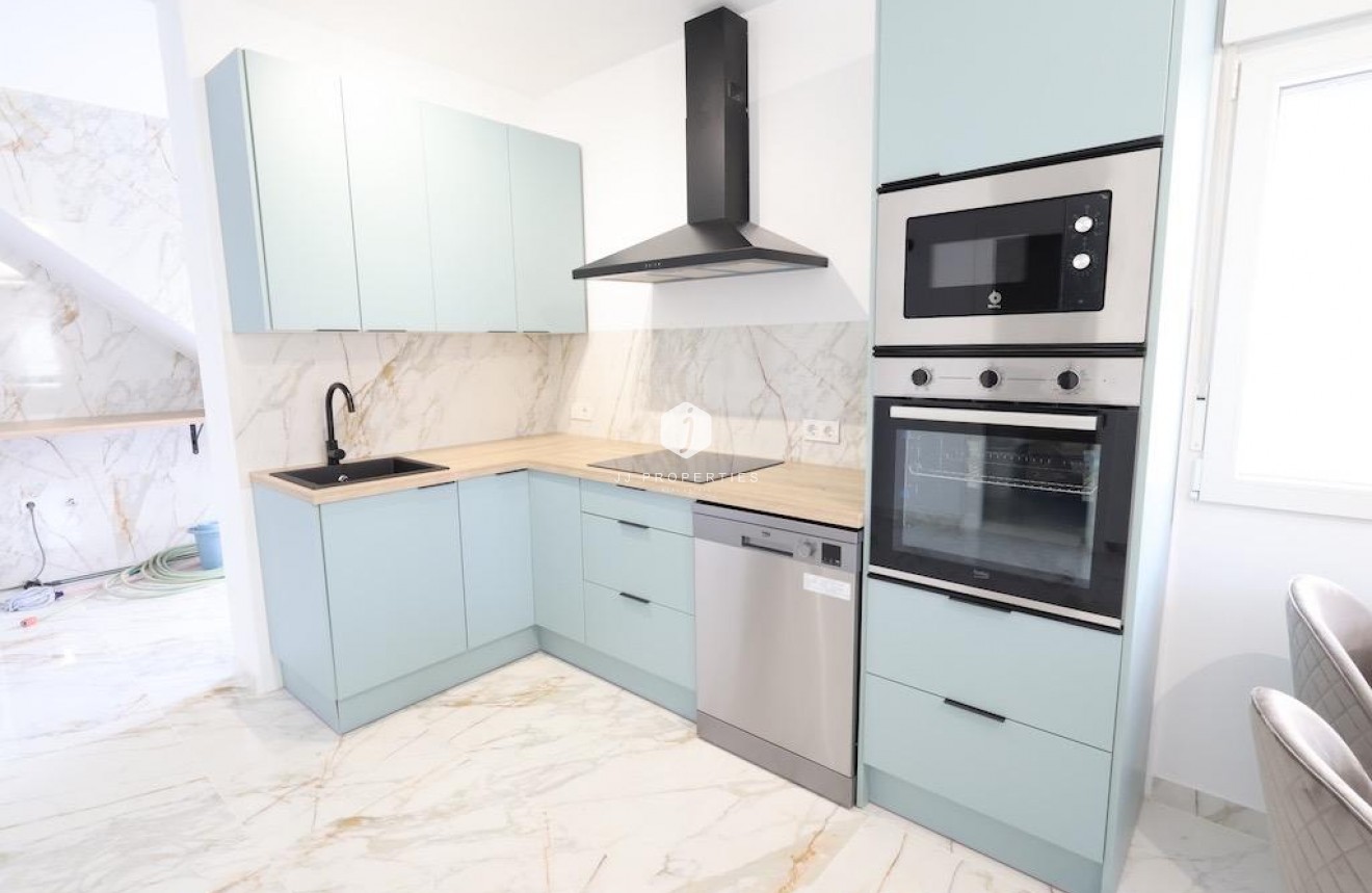 Tweedehands - Chalet -
Torrevieja - Costa Blanca