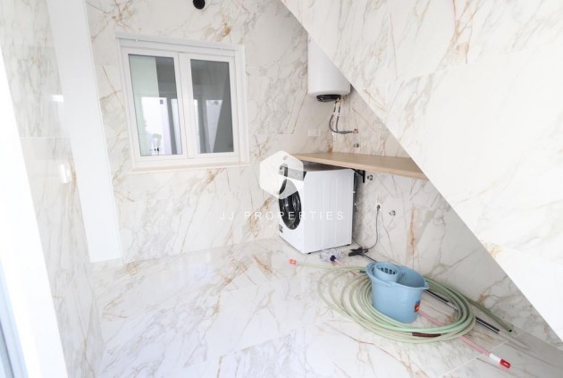 Tweedehands - Chalet -
Torrevieja - Costa Blanca