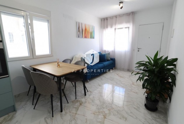 Tweedehands - Chalet -
Torrevieja - Costa Blanca