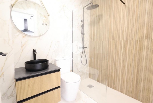 Tweedehands - Chalet -
Torrevieja - Costa Blanca