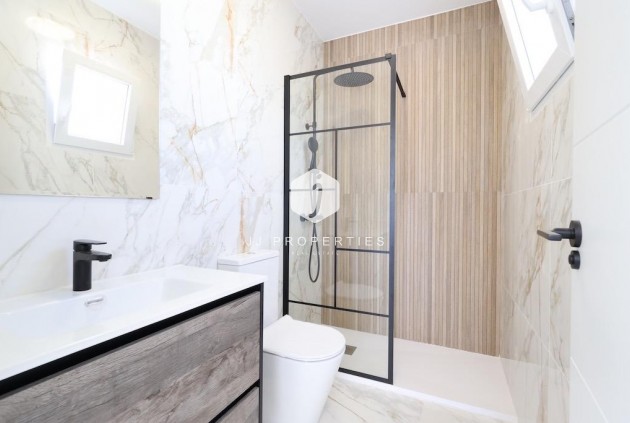 Tweedehands - Chalet -
Torrevieja - Costa Blanca