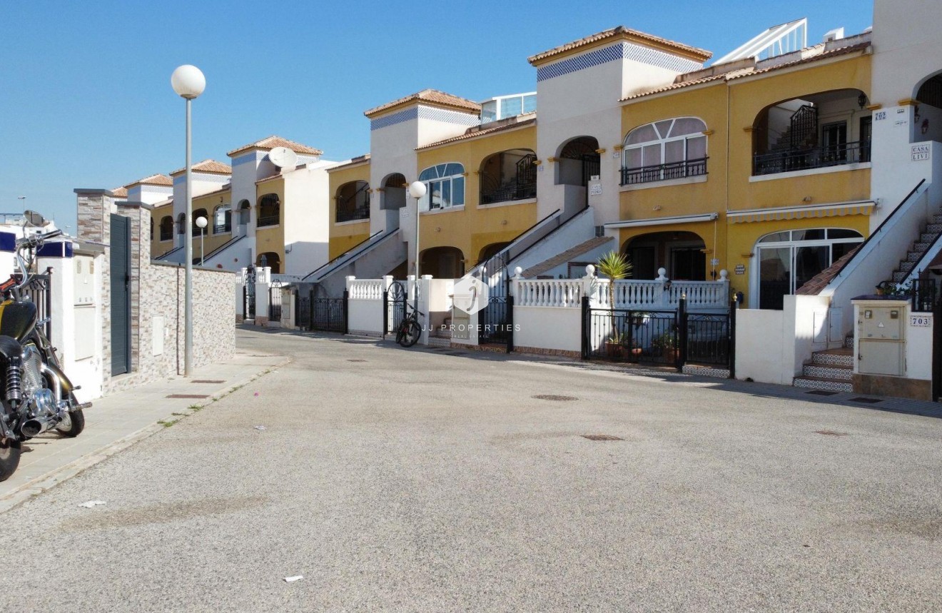 Tweedehands - Chalet -
Torrevieja - Los Balcones