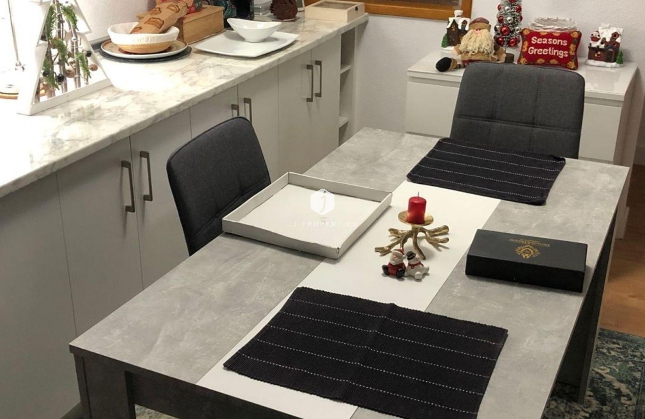 Tweedehands - Chalet -
Torrevieja - Los Balcones