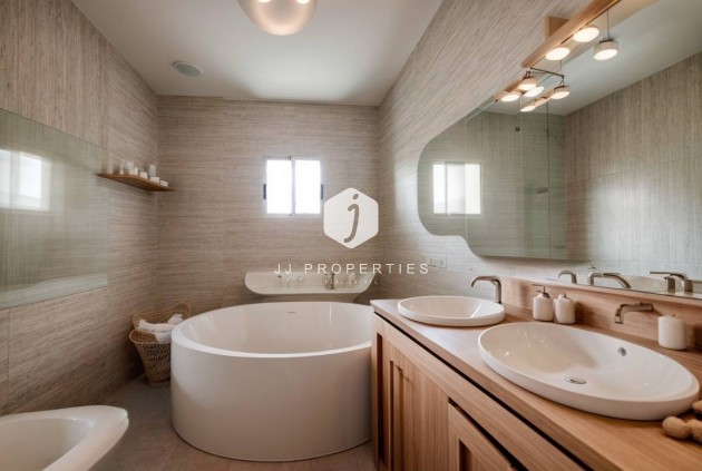 Tweedehands - Villa -
Torrevieja - La Siesta - El Salado - Torreta