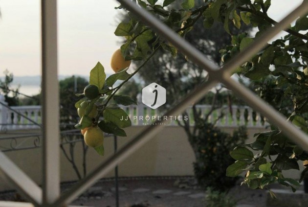 Tweedehands - Villa -
Torrevieja - La Siesta - El Salado - Torreta