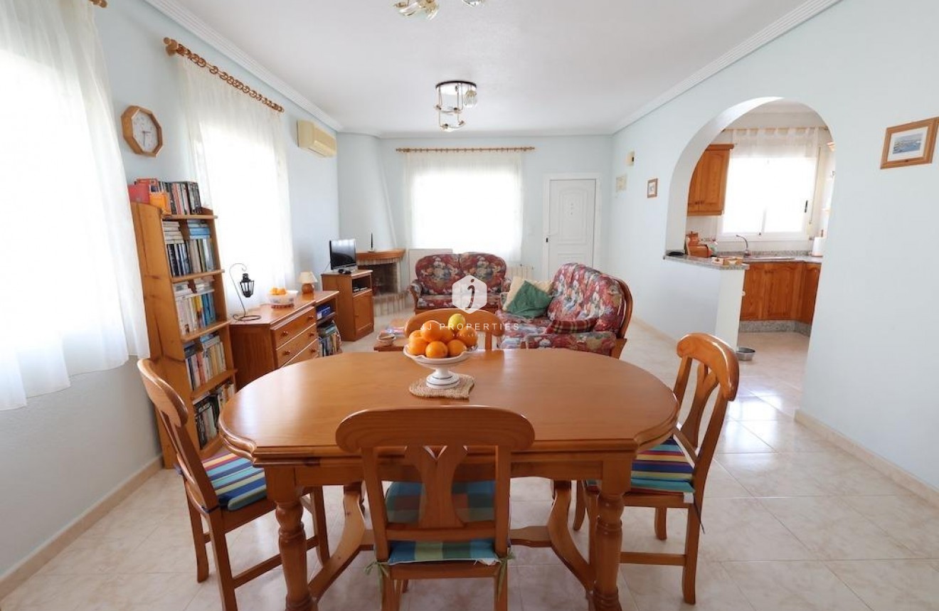 Tweedehands - Villa -
Orihuela Costa - Costa Blanca