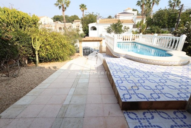 Tweedehands - Villa -
Orihuela Costa - Costa Blanca