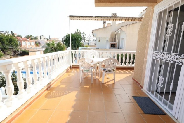 Tweedehands - Villa -
Orihuela Costa - Costa Blanca