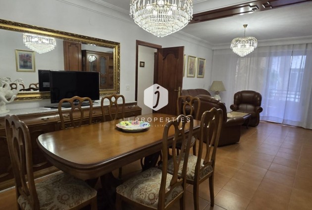 Tweedehands - Appartement / flat -
Torrevieja - Centro