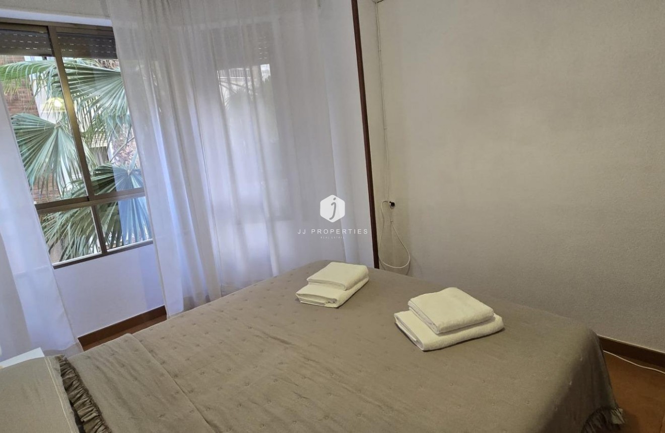 Tweedehands - Appartement / flat -
Torrevieja - Centro