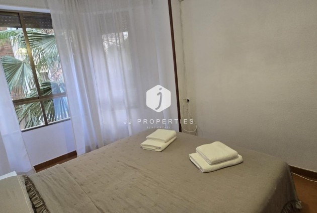 Tweedehands - Appartement / flat -
Torrevieja - Centro