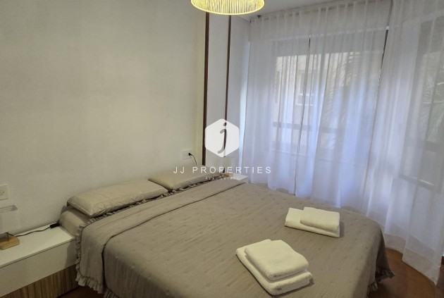 Tweedehands - Appartement / flat -
Torrevieja - Centro