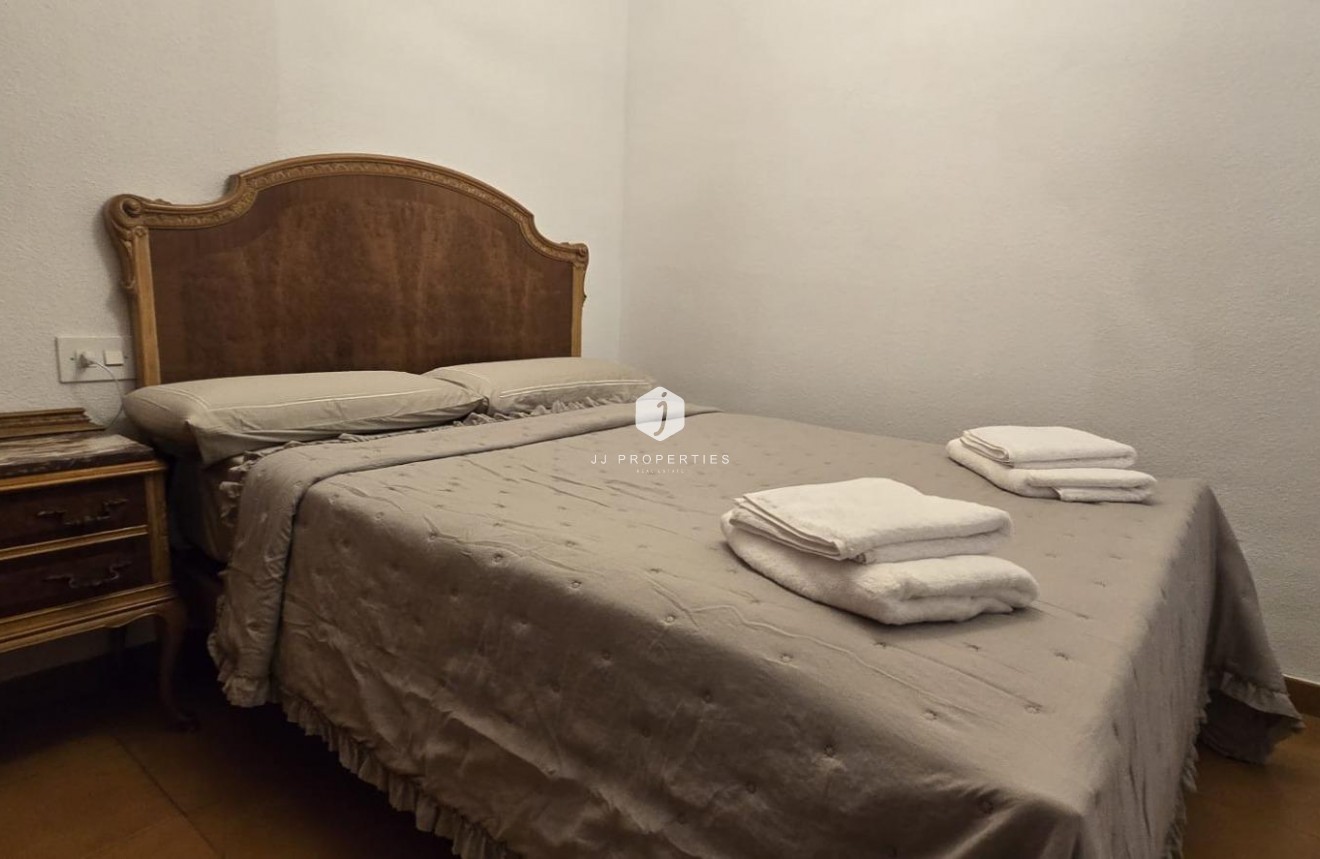 Tweedehands - Appartement / flat -
Torrevieja - Centro