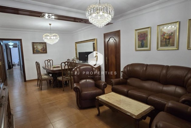 Tweedehands - Appartement / flat -
Torrevieja - Centro