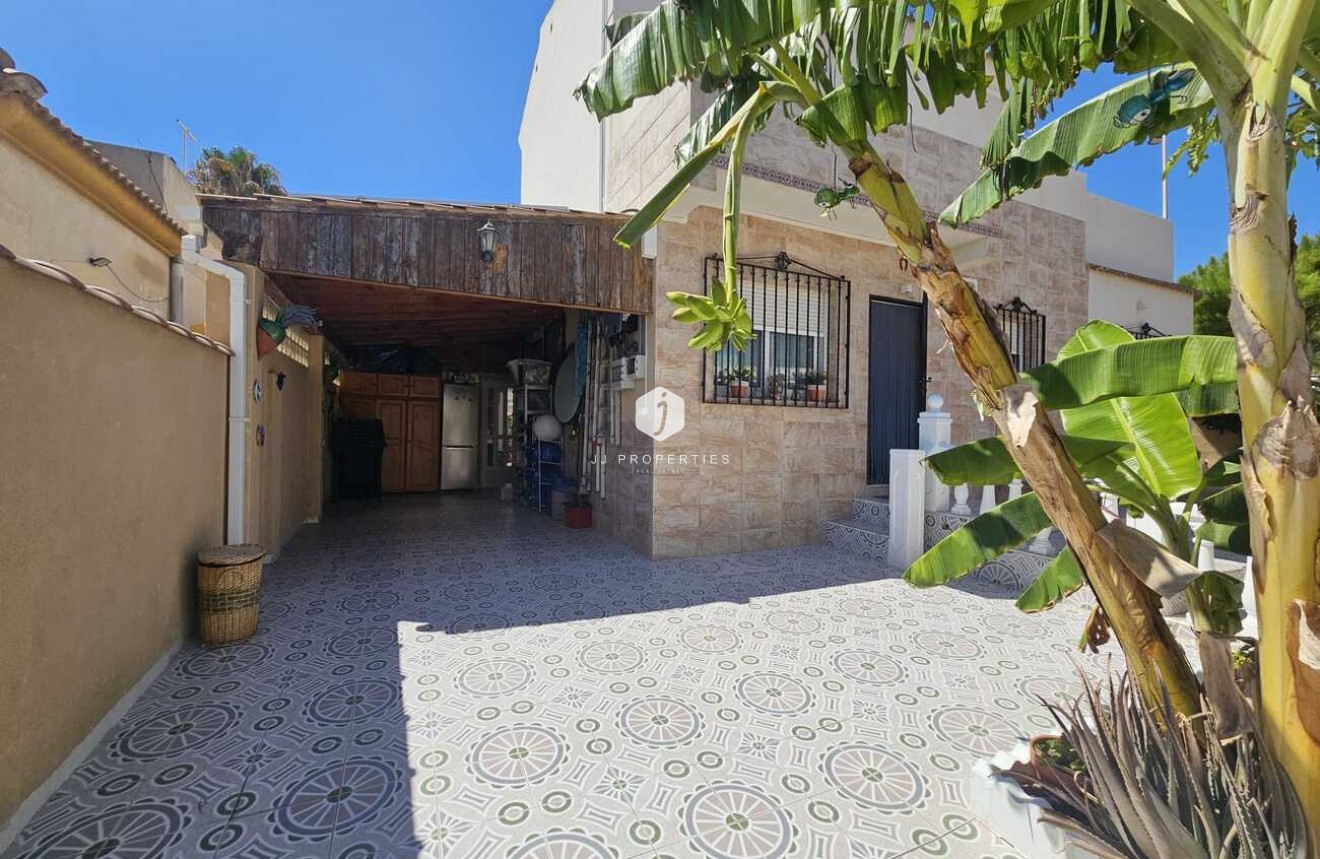 Tweedehands - Villa -
Torrevieja - Torre Del Moro