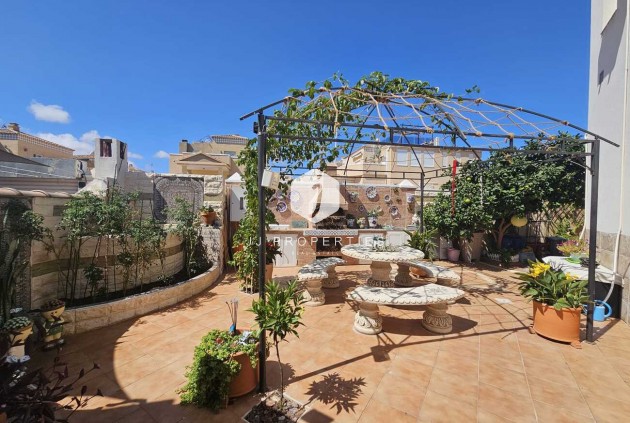 Tweedehands - Villa -
Torrevieja - Torre Del Moro