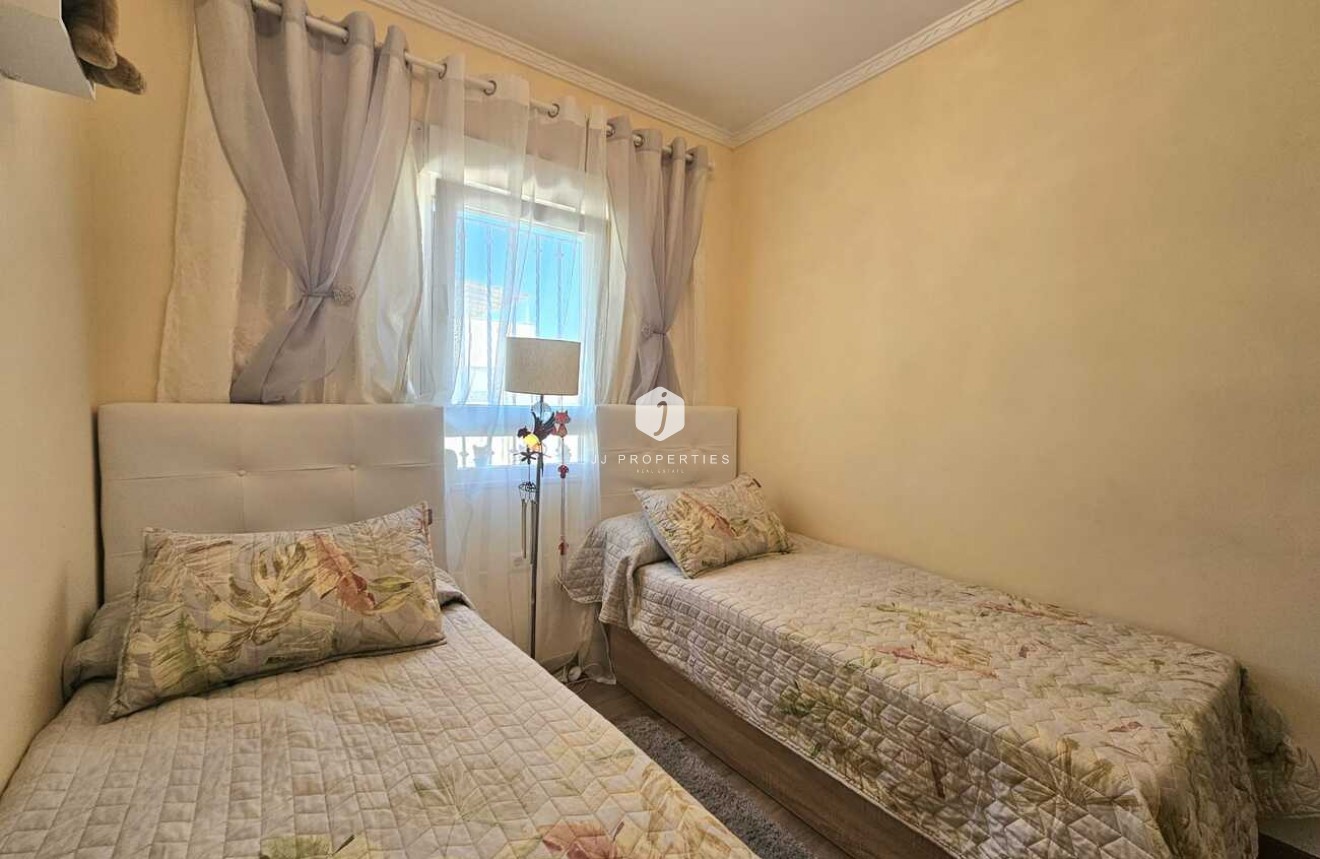 Tweedehands - Villa -
Torrevieja - Torre Del Moro