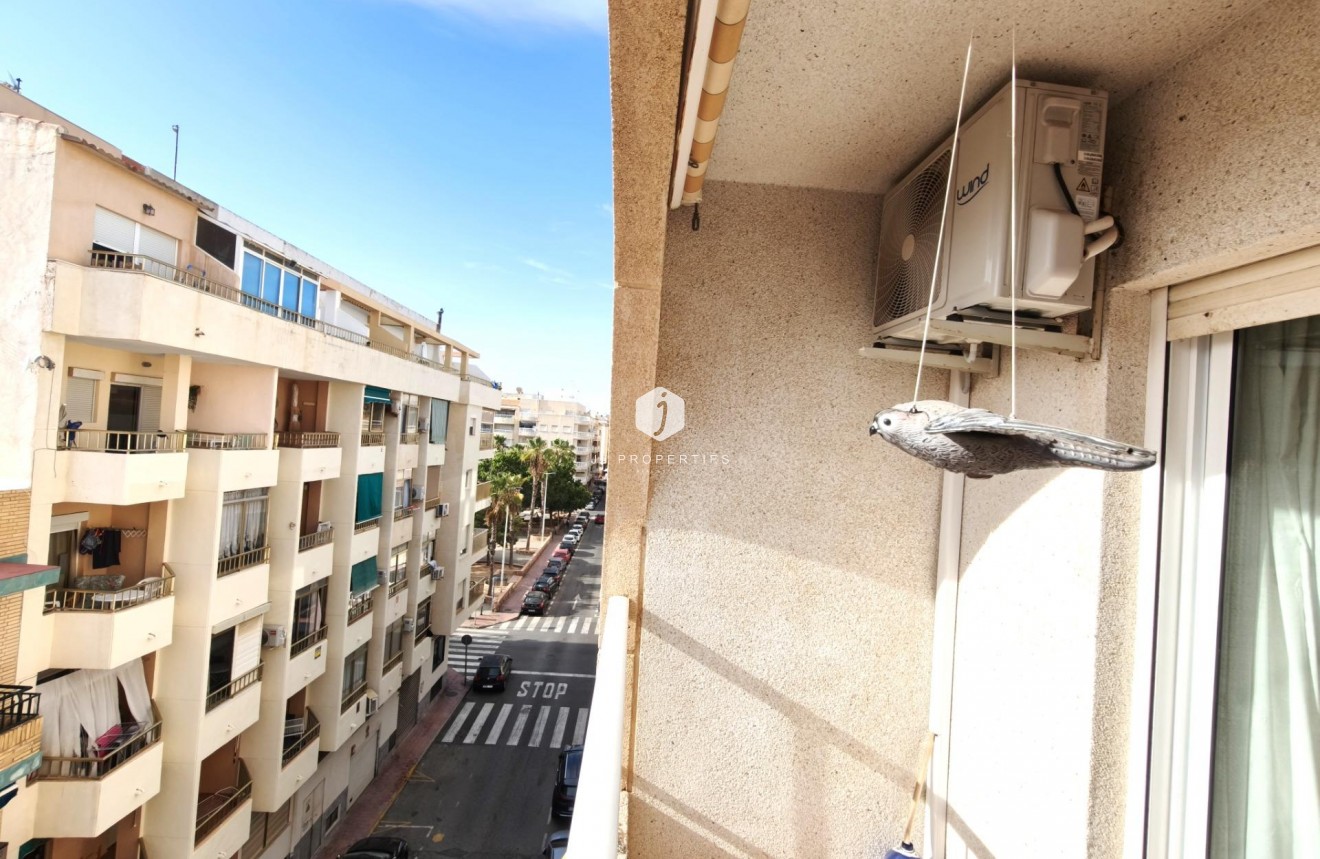 Tweedehands - Appartement / flat -
Torrevieja - Playa del Cura