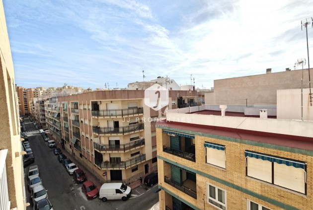 Tweedehands - Appartement / flat -
Torrevieja - Playa del Cura
