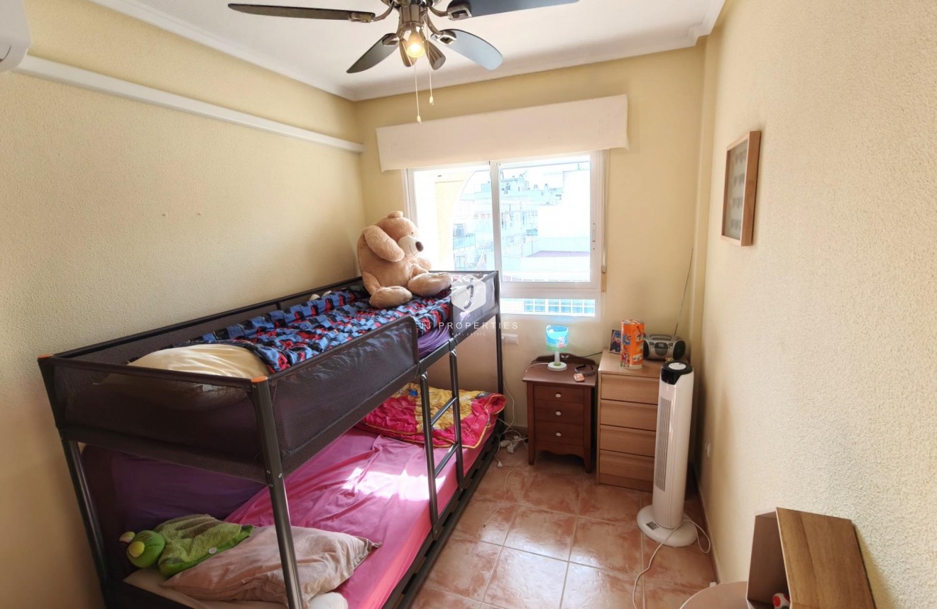 Tweedehands - Appartement / flat -
Torrevieja - Playa del Cura