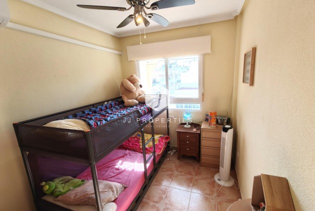 Tweedehands - Appartement / flat -
Torrevieja - Playa del Cura