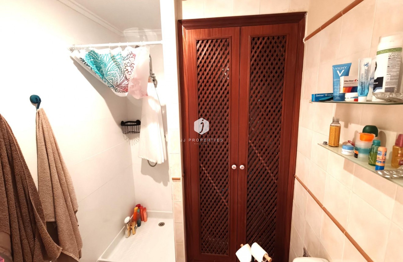 Tweedehands - Appartement / flat -
Torrevieja - Playa del Cura