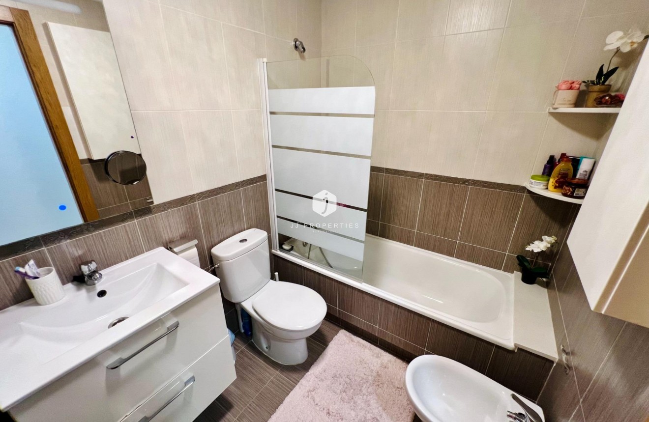 Tweedehands - Penthouse -
Torrevieja - Playa de los Locos