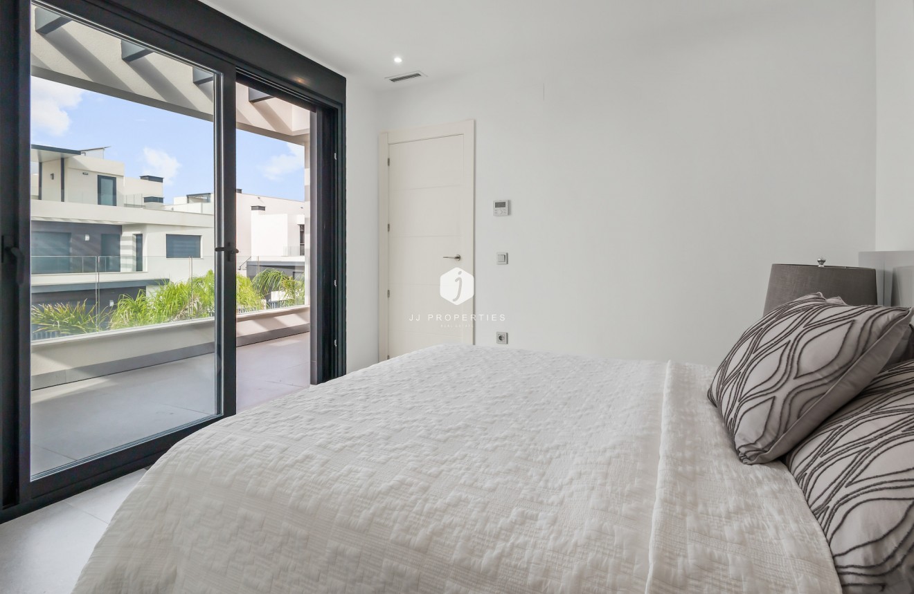 Tweedehands - Villa -
Algorfa - Inland