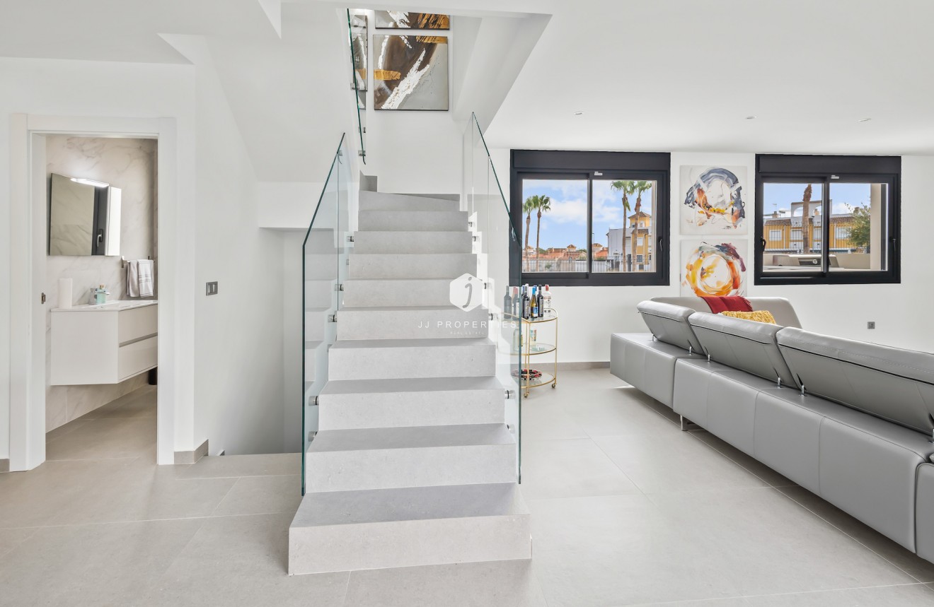 Tweedehands - Villa -
Algorfa - Inland