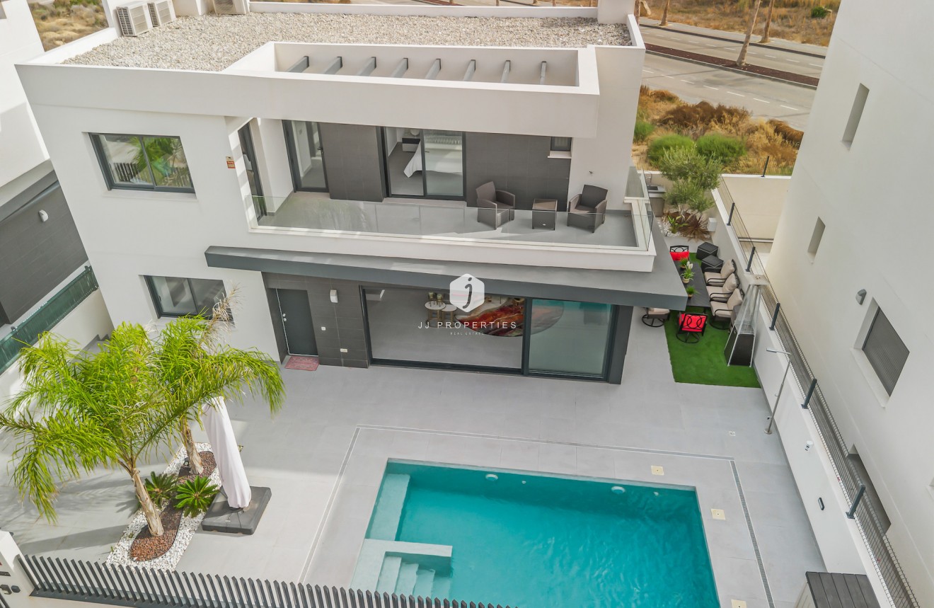 Tweedehands - Villa -
Algorfa - Inland