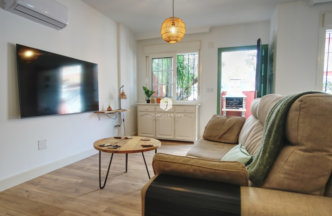 Tweedehands - Chalet -
Orihuela Costa - Costa Blanca