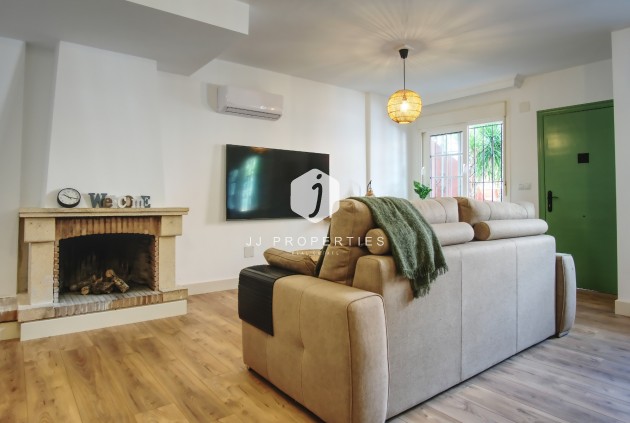 Tweedehands - Chalet -
Orihuela Costa - Costa Blanca