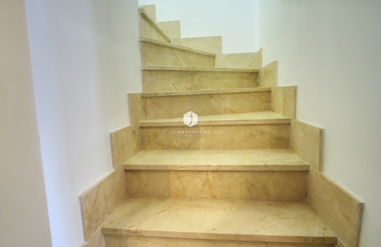 Tweedehands - Chalet -
Orihuela Costa - Costa Blanca