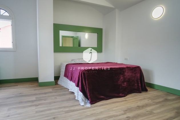 Tweedehands - Chalet -
Orihuela Costa - Costa Blanca