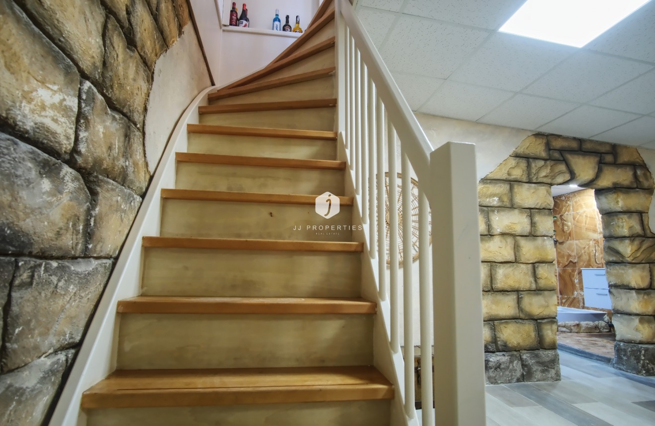 Tweedehands - Chalet -
Orihuela Costa - Costa Blanca