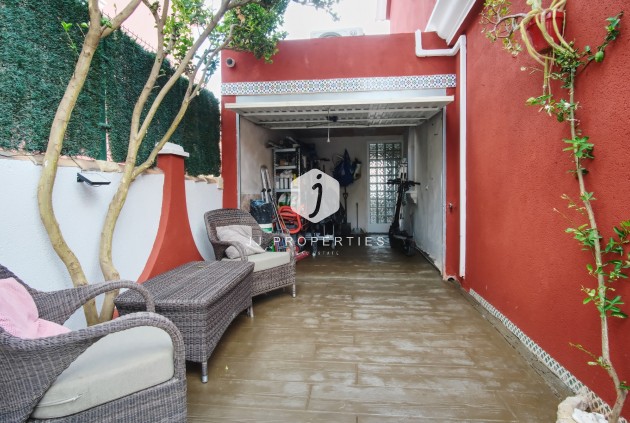 Tweedehands - Chalet -
Orihuela Costa - Costa Blanca