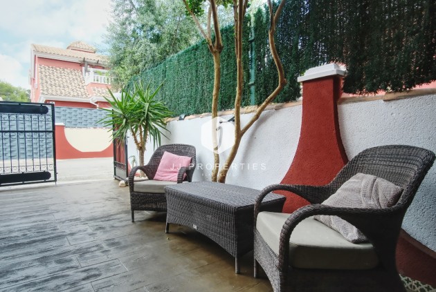 Tweedehands - Chalet -
Orihuela Costa - Costa Blanca