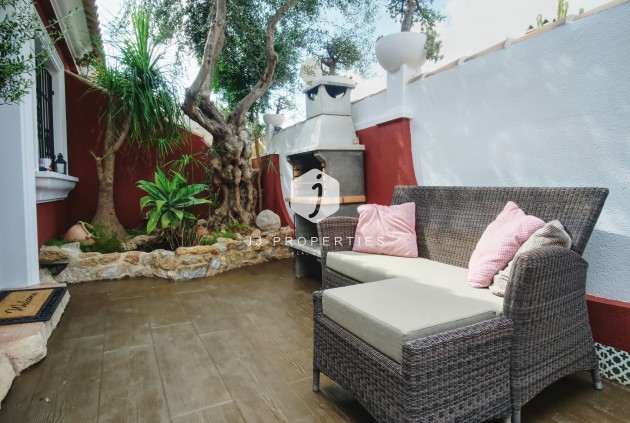 Tweedehands - Chalet -
Orihuela Costa - Costa Blanca