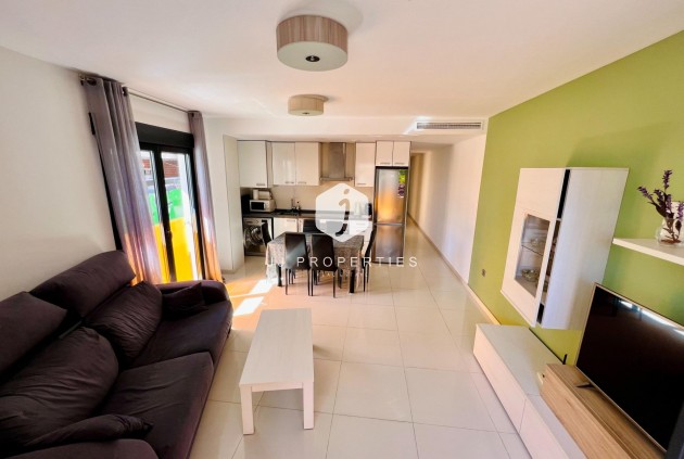 Tweedehands - Appartement / flat -
Torrevieja - Playa del Cura