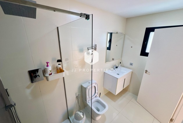 Tweedehands - Appartement / flat -
Torrevieja - Playa del Cura