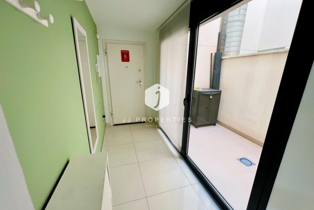 Tweedehands - Appartement / flat -
Torrevieja - Playa del Cura