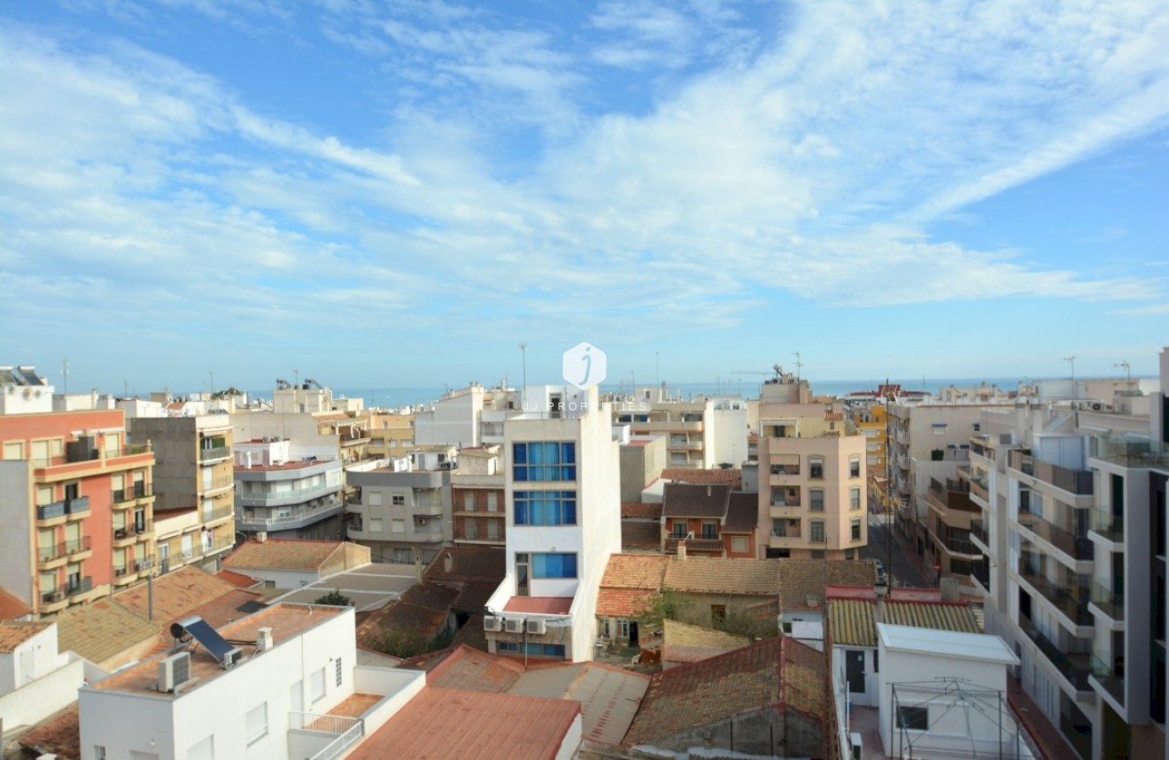 Tweedehands - Penthouse -
Guardamar del Segura - Costa Blanca