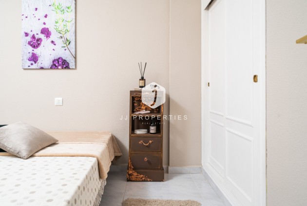 Tweedehands - Bungalow -
Torrevieja - La Mata