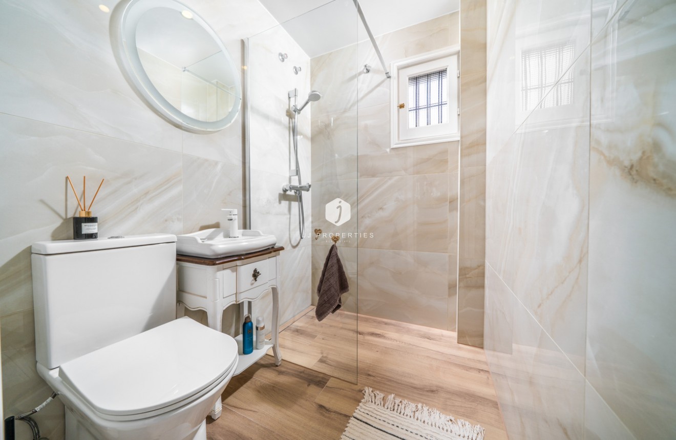 Tweedehands - Bungalow -
Torrevieja - La Mata