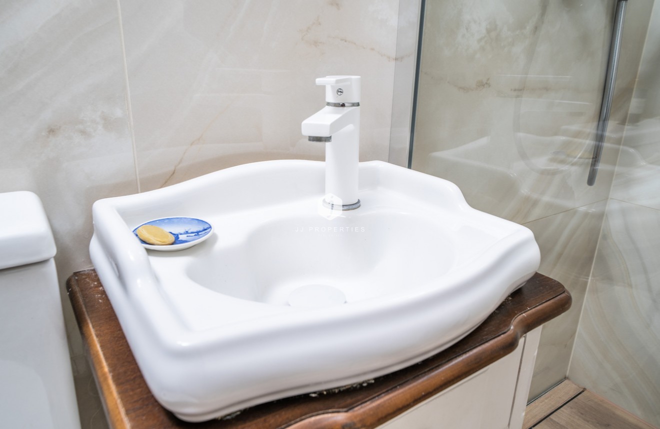 Tweedehands - Bungalow -
Torrevieja - La Mata