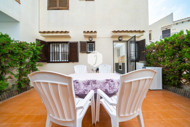 Tweedehands - Bungalow -
Torrevieja - La Mata