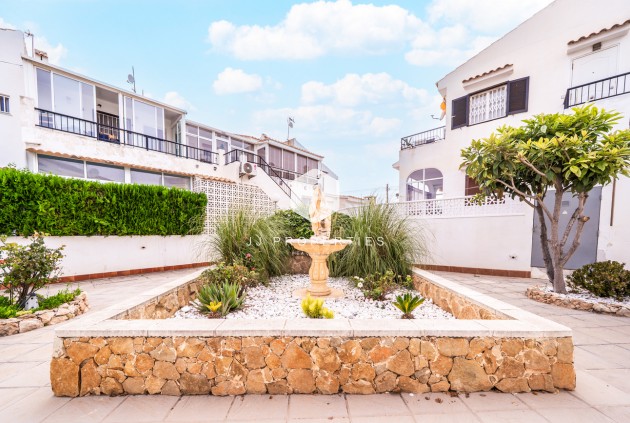 Tweedehands - Bungalow -
Torrevieja - La Mata